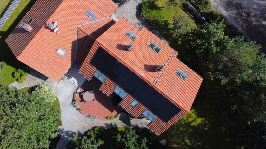 Antstoginė saulės elektrinė