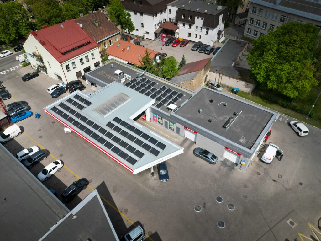 Vilnius, Naugarduko g. Viada degalinė