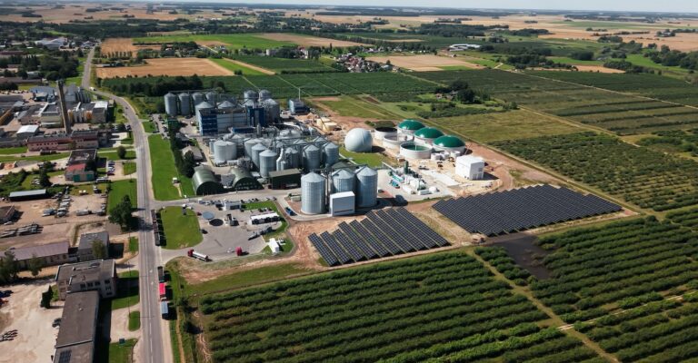 Antžeminė saulės elektrinė